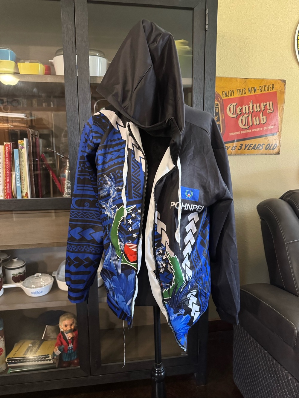 Pohnpei Men's Blue Graphic Zip-Up Hoodie Jacket